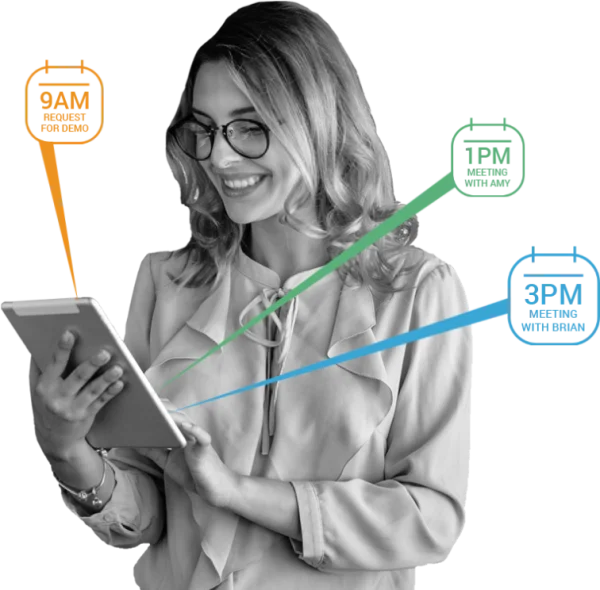 Smiling Woman Scheduling with Tablet PNG